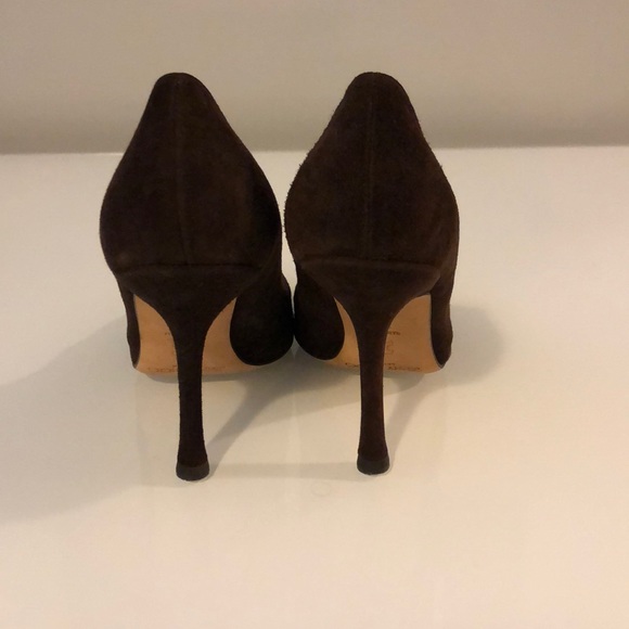 Brown suede Jimmy Choo pumps - Picture 3 of 4